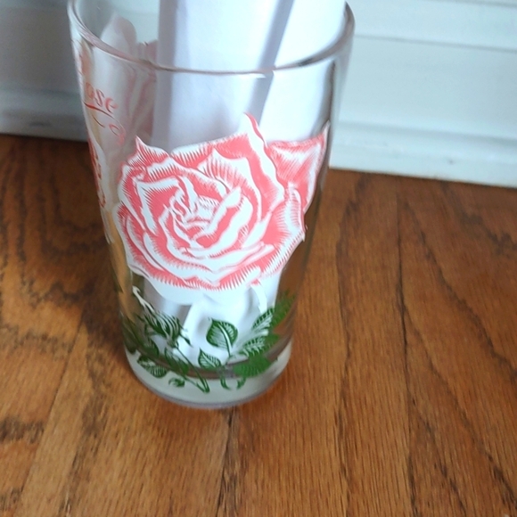 Set of 3 Vintage Floral Peanut Butter Glasses - Picture 5 of 8
